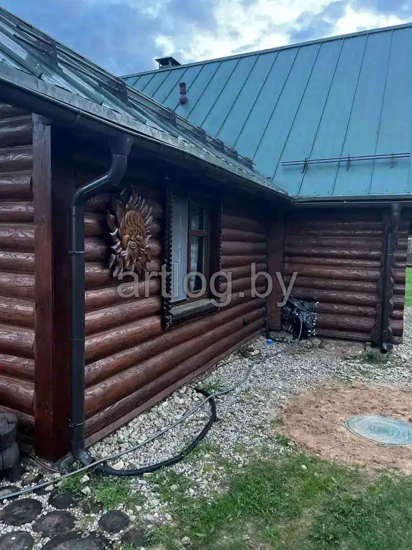 Бревенчатый дом